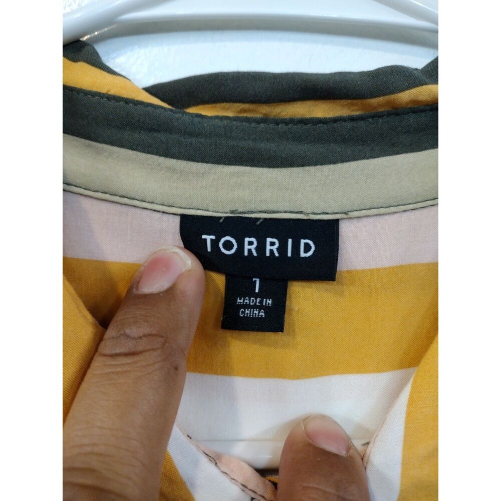 Torrid multi color Challis button down blouse‎ - image 4